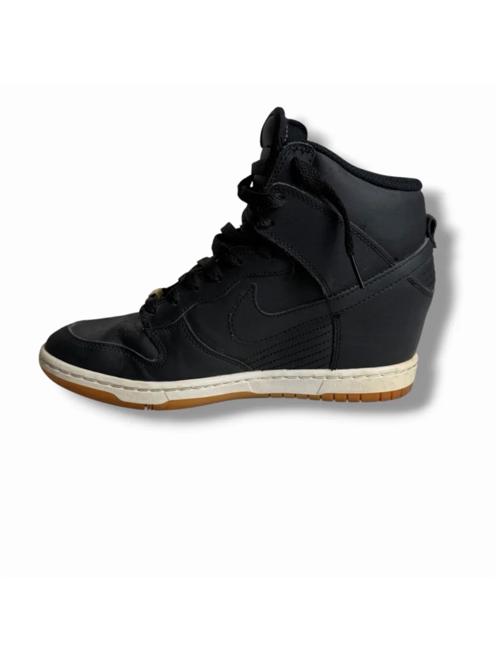 Nike Dunk Sky Hi Essential Black Gum Hidden Wedge Shoe 747283-991 Womens 8.5